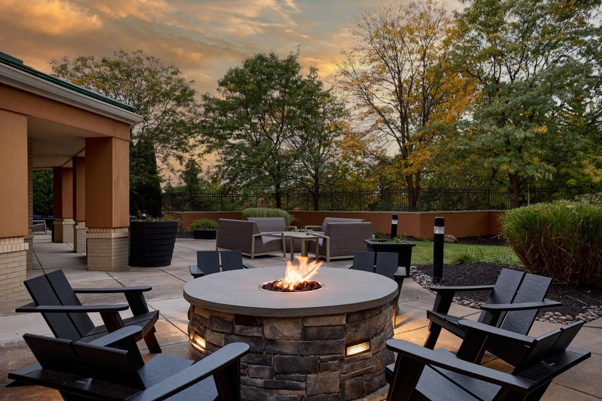 מלון Courtyard Philadelphia פלימות' מיטינג מראה חיצוני תמונה